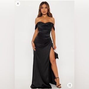 Elegant Black Off-Shoulder Evening Dress